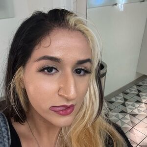 Meet your Posher, Ramina